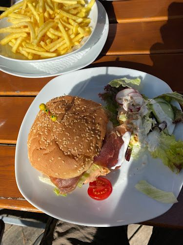 Comentarii opinii despre Mountain`s Akt Diner & Bar & Biergarten