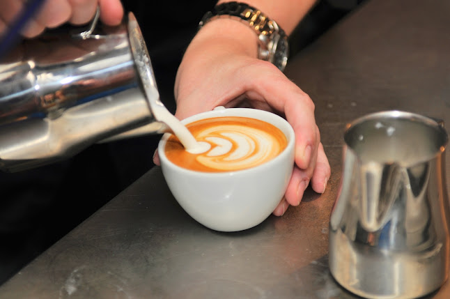 Opinii despre Café-Confiserie Laimbacher în Herisau - Gastronomie und Hotellerie