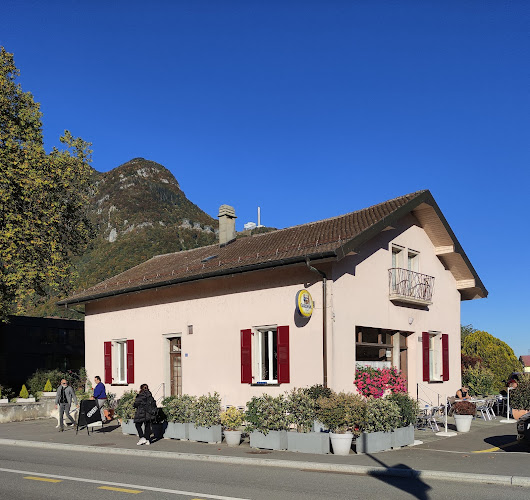 Café de la Gare, Ortelli