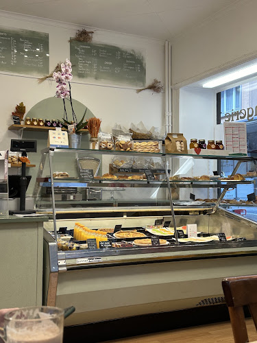 Tea-room des Alpes - Gastronomie und Hotellerie