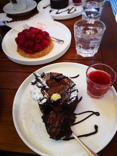 Pl. du Cirque 3, 1204 Genève