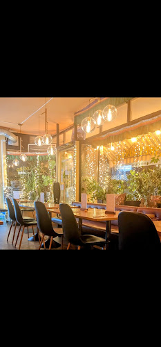TIBET BISTRO ● Supertasty Food & Drinks ● VEGAN or BEEF ●Restaurant & Take Away● 🚶3min.🚶🏼‍♀️ HB Winterthur