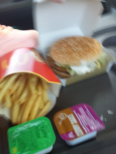 Opinii despre McDonald's Restaurant în Delémont - Gastronomie und Hotellerie