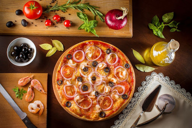 Opinii despre Swiss Chalet în Fällanden - Gastronomie und Hotellerie