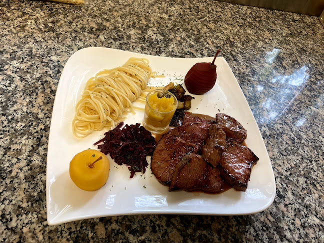 Opinii despre Hôtel du Grand-St-Bernard în Liddes - Gastronomie und Hotellerie