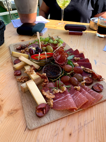 Comentarii opinii despre Vivi Kola Bar