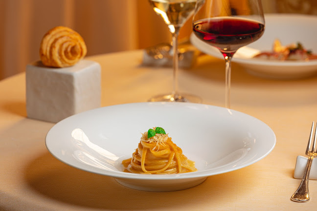 Riva Antonio Caccia 7, 6900 Lugano