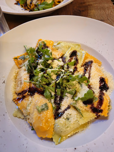 PASTARAZZI Hirschengraben - Gastronomie und Hotellerie