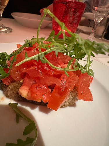 Opinii despre Cantinetta Bindella Solothurn în Solothurn - Gastronomie und Hotellerie