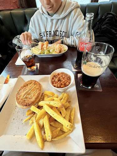 McArthurs Pub Thun - Gastronomie und Hotellerie