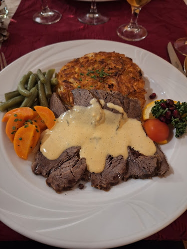 Opinii despre Restaurant Rütihof în Rüti - Gastronomie und Hotellerie