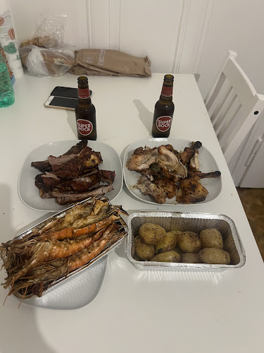 Comentarii opinii despre Rôtisserie Bar Happy Gril