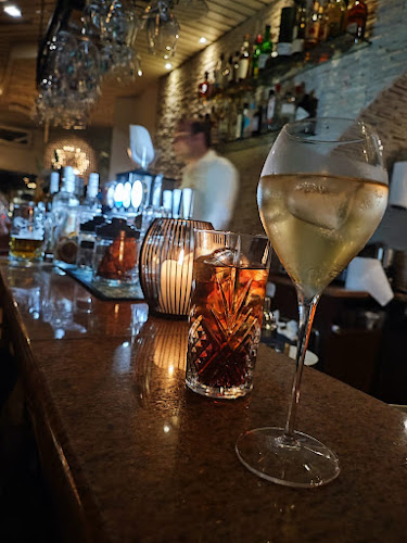 Comentarii opinii despre Le C Bar