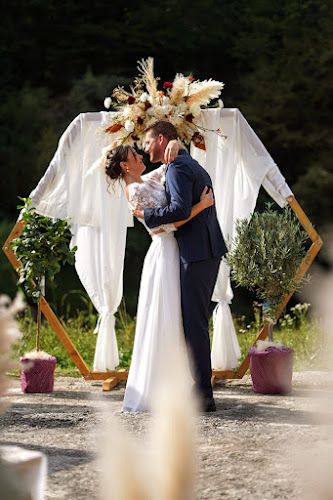 Via Cantonale 16, 6942 Savosa