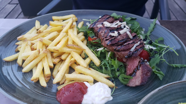 Rte de Suisse 77, 1290 Versoix