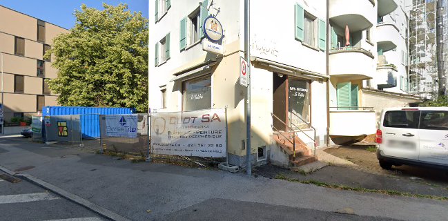 Opinii despre Café Restaurant du Colibri, Viriato Brigitte & Viriato Alvarez David - Vevey în Vevey - Gastronomie und Hotellerie