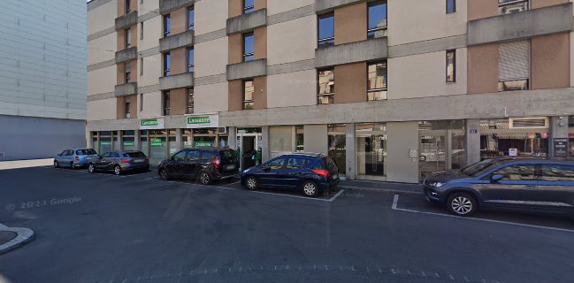 Av. d'Echallens 17, 1004 Lausanne