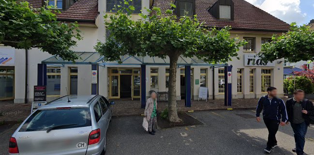 Siam Square Restaurant & BAR