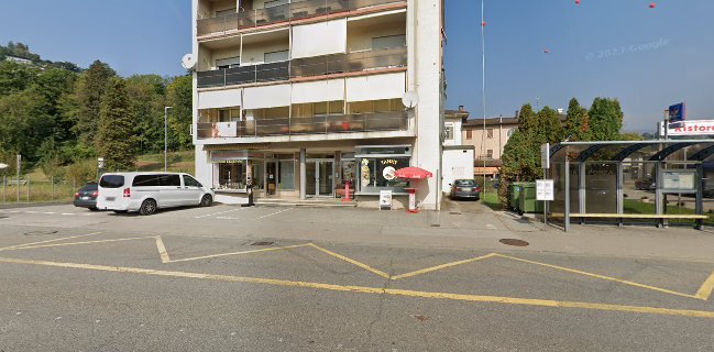 Opinii despre Yammy Chicken în Lugano - Gastronomie und Hotellerie