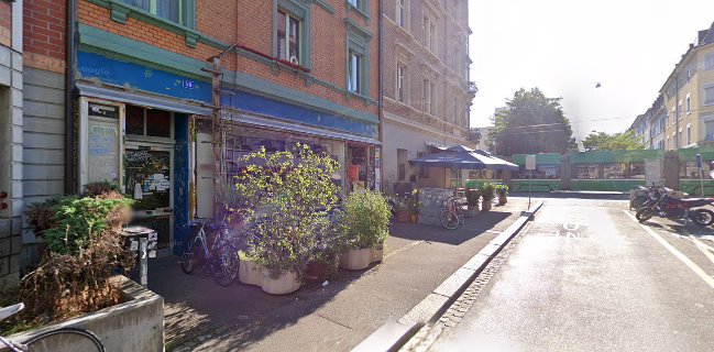 Comentarii opinii despre DejaVu Café-Bar in Basel